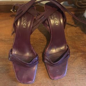 GUCCI Italy Plum Leather Strap Heel Sandals